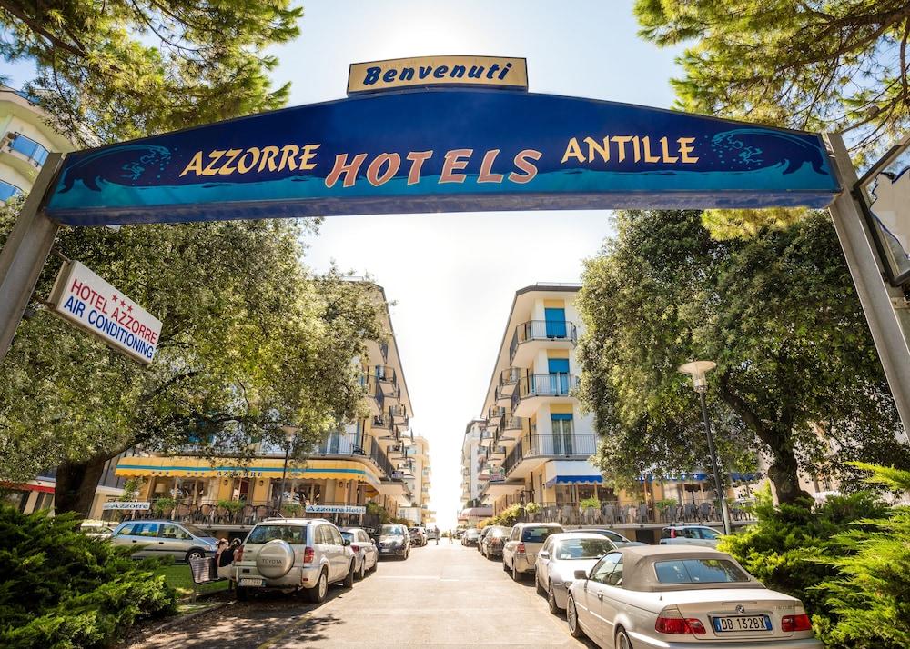 Hotel Azzorre 리도 디 예솔로 외부 사진
